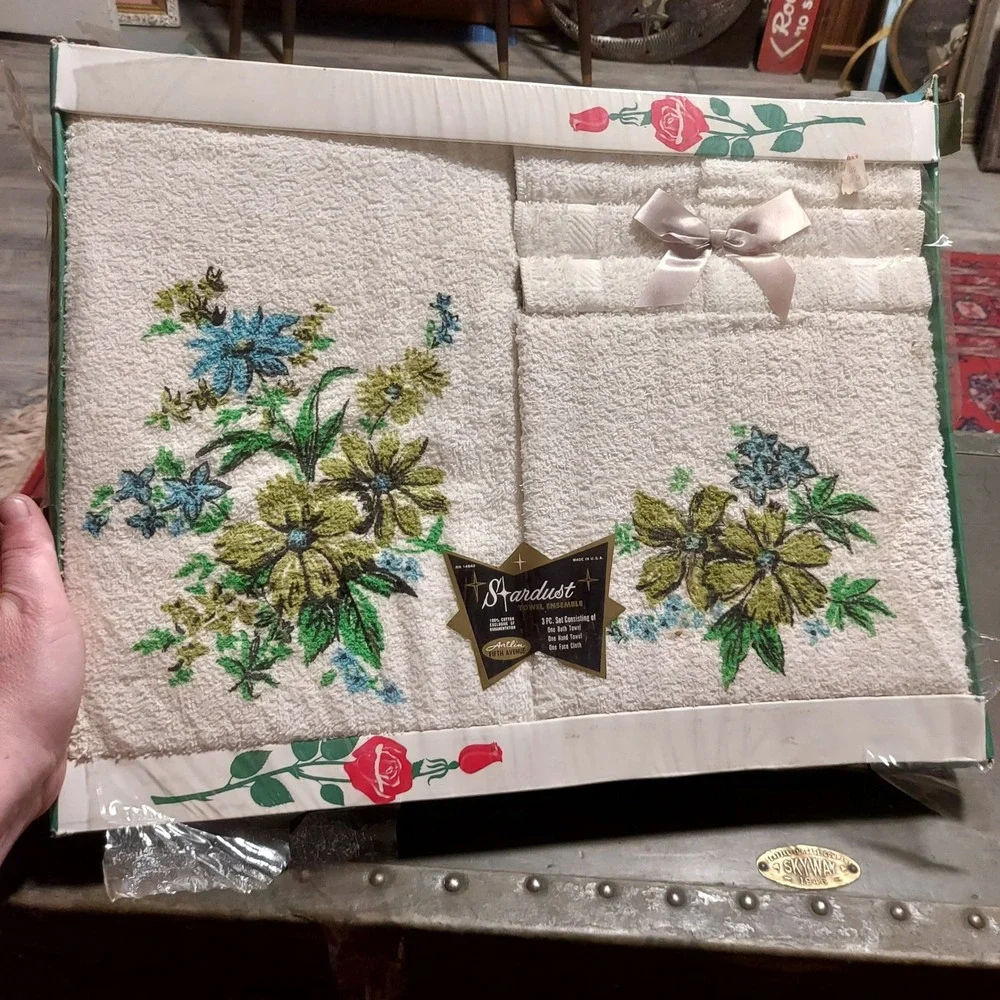 Vintage Artlin Fifth Avenue Stardust 3pc Towel Set Floral MCM White Blue Green